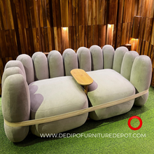 Load image into Gallery viewer, Yuubi Couch