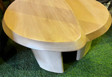 Load image into Gallery viewer, 24139 Center Table