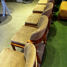 Load image into Gallery viewer, 22250 Chair B