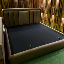 Load image into Gallery viewer, 23264 Bedframe