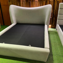 Load image into Gallery viewer, Hoyo V2 Bed Frame
