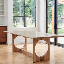 Load image into Gallery viewer, Tosan Table