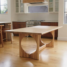 Load image into Gallery viewer, Tosan Table