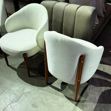 Load image into Gallery viewer, 23201 Chair with Arms