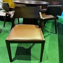 Load image into Gallery viewer, 2445 Chair