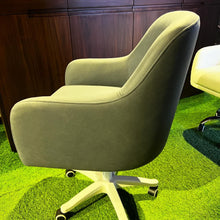 Load image into Gallery viewer, 2418 Office Chair B