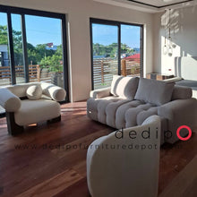 Load image into Gallery viewer, Q1249 Couch