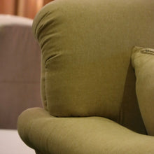 Load image into Gallery viewer, 2460 Classic Accent Chair