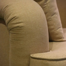 Load image into Gallery viewer, 2460 Classic Accent Chair
