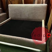 Load image into Gallery viewer, 24171 Bedframe