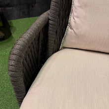 Load image into Gallery viewer, 2532 Accent Chair