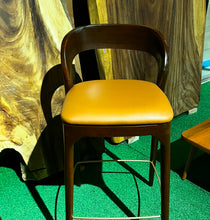Load image into Gallery viewer, 24131 Bar Chair