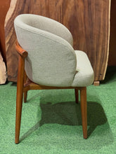 Load image into Gallery viewer, 24195X Chair