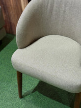 Load image into Gallery viewer, 24195X Chair