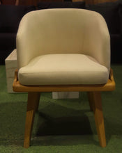 Load image into Gallery viewer, Algar Chair