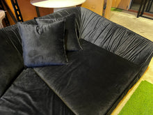 Load image into Gallery viewer, 23291 Cine Deep Couch