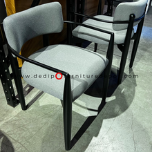 Load image into Gallery viewer, 2433 Chair