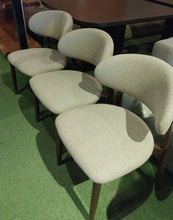 Load image into Gallery viewer, 2422-2619 Chair