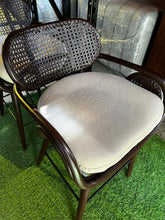 Load image into Gallery viewer, 2418 Bar Chair