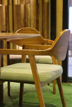 Load image into Gallery viewer, 24144 Chair B