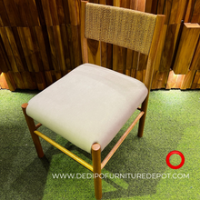 Load image into Gallery viewer, 23189 Chair