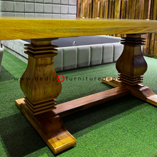 Load image into Gallery viewer, 23279 BRQ Table