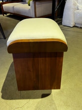 Load image into Gallery viewer, 2418 Stool