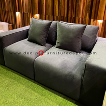 Load image into Gallery viewer, 2450 Couch