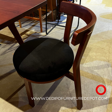 Load image into Gallery viewer, 2327 Chair A