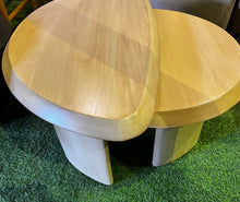 Load image into Gallery viewer, 24139 Center Table