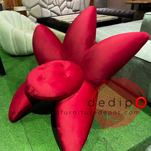 Load image into Gallery viewer, 24157 Star Accent Chair