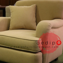 Load image into Gallery viewer, 2460 Classic Accent Chair