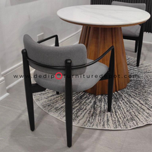 Load image into Gallery viewer, 2433 Chair