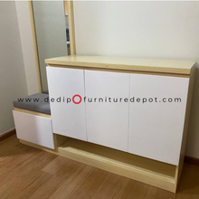 Load image into Gallery viewer, 2419 Shoe Cabinet