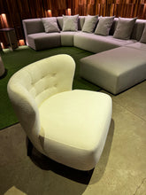 Load image into Gallery viewer, 23253 Accent Chair