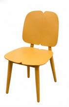 Load image into Gallery viewer, Q37 Chair