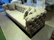 Load image into Gallery viewer, 23115 Tuffty Couch