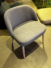 Load image into Gallery viewer, 2484 Ziggy XL Chair