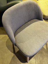 Load image into Gallery viewer, 2484 Ziggy XL Chair