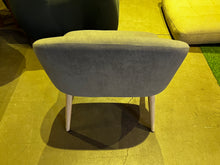 Load image into Gallery viewer, 2484 Ziggy XL Chair