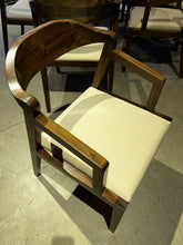 Load image into Gallery viewer, 23237 Chair