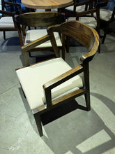 Load image into Gallery viewer, 23237 Chair
