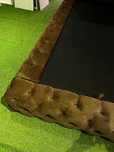 Load image into Gallery viewer, Tony Tuft Bed Frame