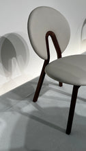 Load image into Gallery viewer, Zumo Chair