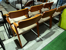 Load image into Gallery viewer, 22250 Chair A