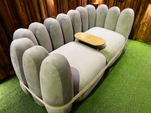 Load image into Gallery viewer, Yuubi Couch