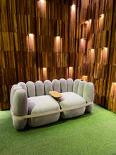 Load image into Gallery viewer, Yuubi Couch