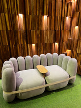 Load image into Gallery viewer, Yuubi Couch