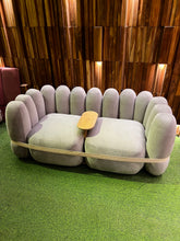 Load image into Gallery viewer, Yuubi Couch