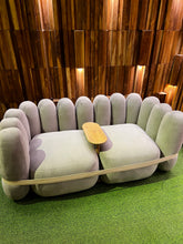 Load image into Gallery viewer, Yuubi Couch